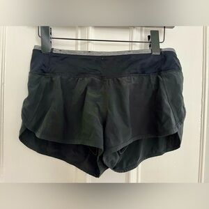 Lululemon low rise lined short, size 4